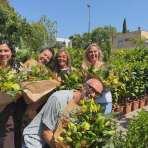 TALLER DE ARREGLOS FLORALES -  25/10/2026