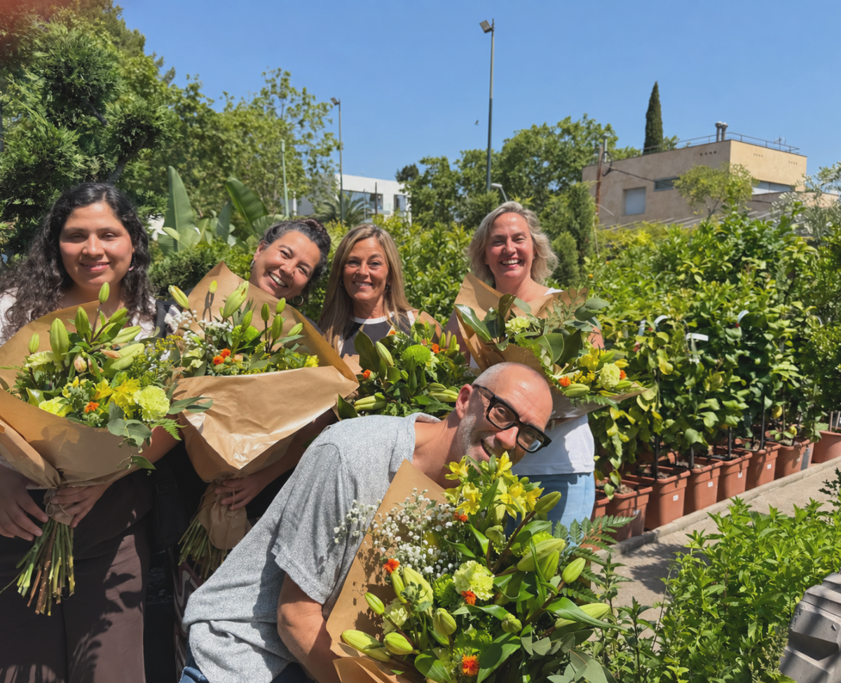 TALLER DE ARREGLOS FLORALES - 25/10/2026